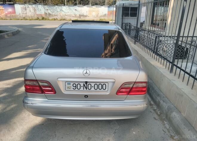 Mercedes E 240 1999, 279,350 km - 2.4 l - Gəncə