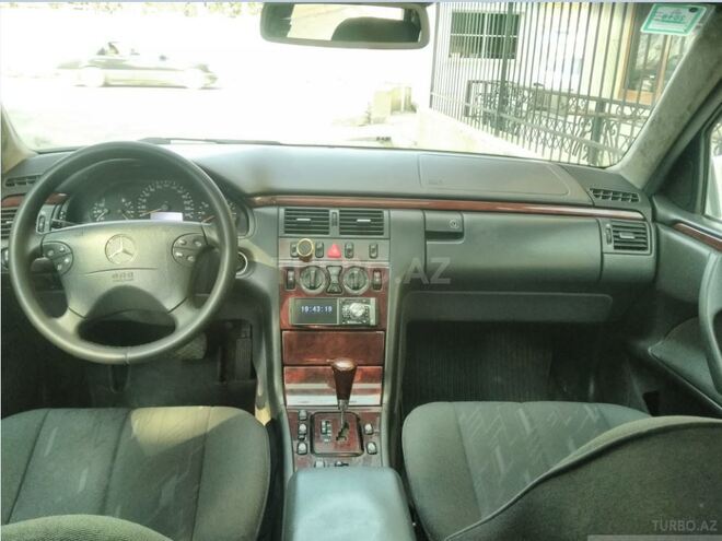 Mercedes E 240 1999, 279,350 km - 2.4 l - Gəncə