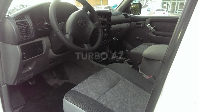 Toyota Land Cruiser 2001, 497,000 km - 4.2 l - Bakı