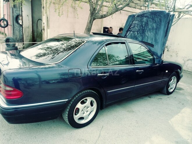 Mercedes E 230 1997, 430,000 km - 2.3 л - Bakı