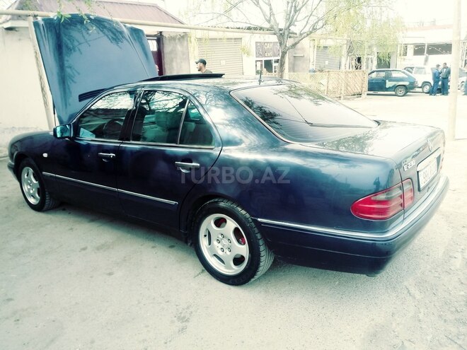 Mercedes E 230 1997, 430,000 km - 2.3 л - Bakı