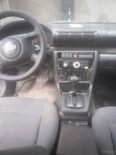 Audi A4 1997, 296,112 km - 1.8 l - Şəmkir