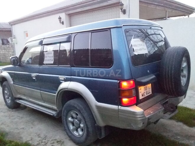 Mitsubishi Pajero 1993, 350,000 km - 3.5 л - Bakı