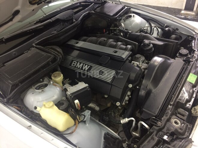BMW 523 1997, 250,000 km - 2.5 l - Bakı