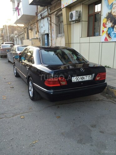 Mercedes E 230 1997, 300,000 km - 2.3 l - Bakı