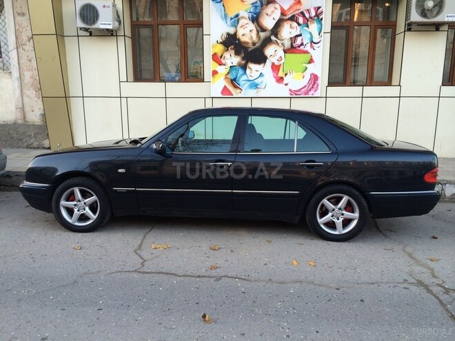 Mercedes E 230 1997, 300,000 km - 2.3 l - Bakı