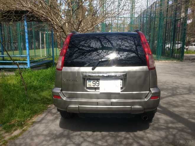 Nissan X-Trail 2003, 235,000 km - 2.0 l - Bakı