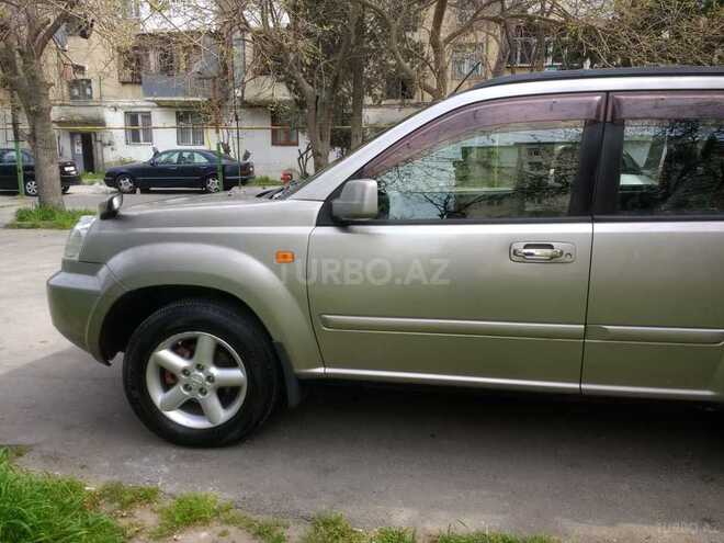Nissan X-Trail 2003, 235,000 km - 2.0 l - Bakı