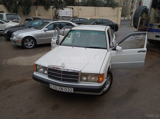 Mercedes 190 1991, 441,126 km - 2.0 l - Bakı