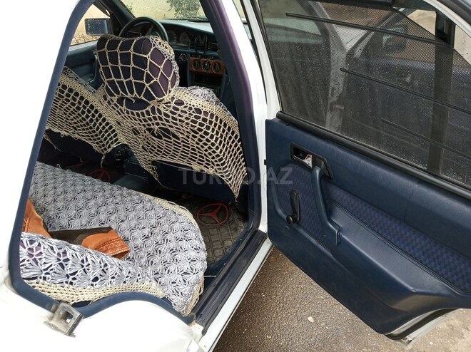 Mercedes 190 1991, 441,126 km - 2.0 l - Bakı