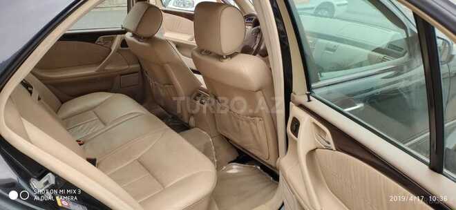 Mercedes E 320 2001, 302,000 km - 3.2 l - Bakı