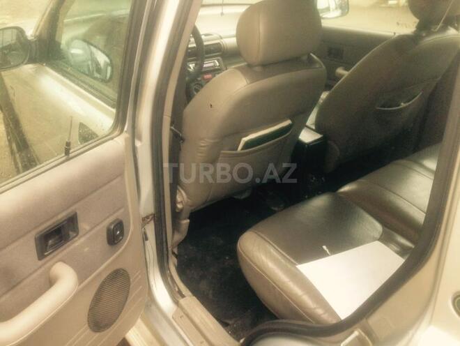 Land Rover Freelander 2001, 235,428 km - 2.0 l - Bakı