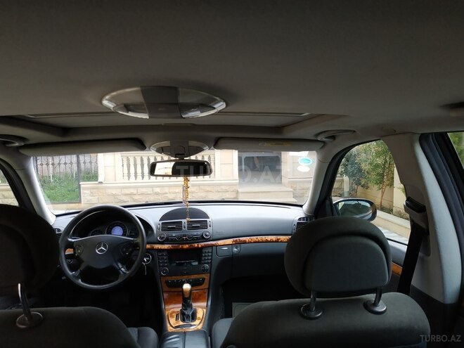 Mercedes E 240 2002, 189,000 km - 2.4 l - Bakı