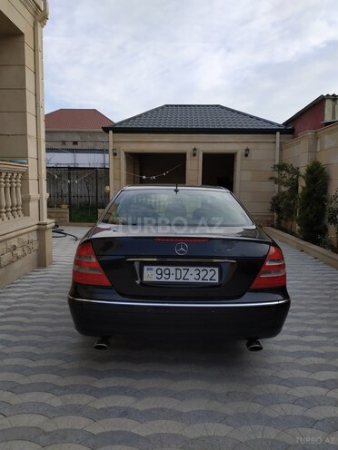 Mercedes E 240 2002, 189,000 km - 2.4 l - Bakı