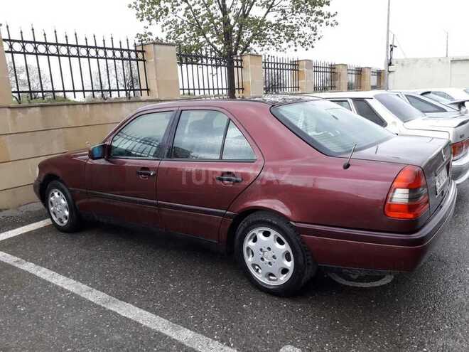 Mercedes C 230 1996, 350,000 km - 2.3 l - Yevlax