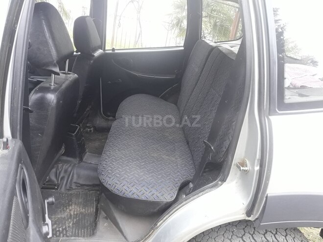 Chevrolet Niva 2012, 105,000 km - 1.7 l - Astara