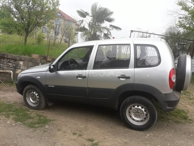 Chevrolet Niva 2012, 105,000 km - 1.7 l - Astara