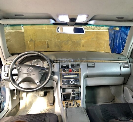 Mercedes E 220 2000, 380,000 km - 2.2 л - Bakı