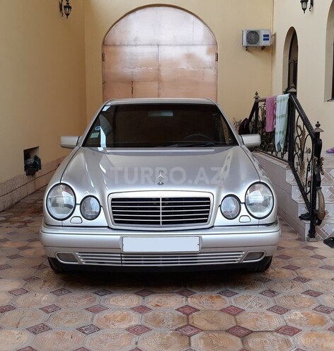 Mercedes E 200 1998, 289,000 km - 2.0 l - Gəncə