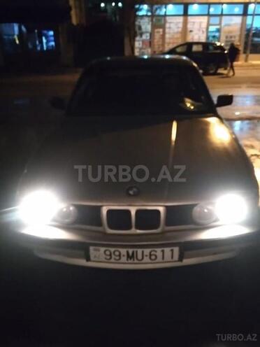 BMW 525 1988, 400,000 km - 2.4 l - Bakı