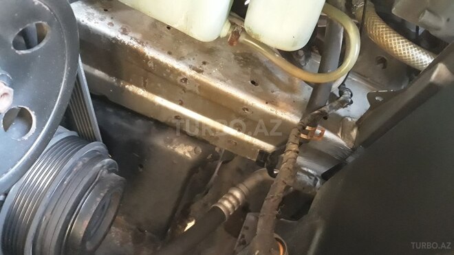 Mercedes E 200 1998, 289,000 km - 2.0 l - Gəncə