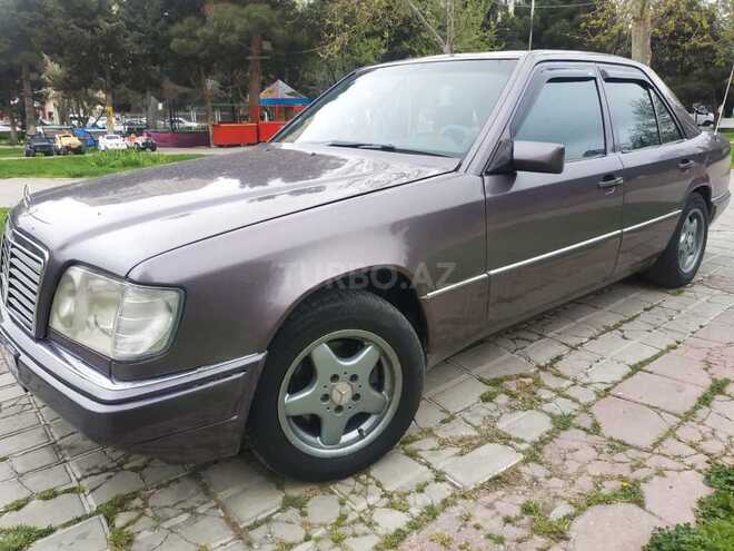 Mercedes E 220 1994, 500,000 km - 2.2 l - Bakı