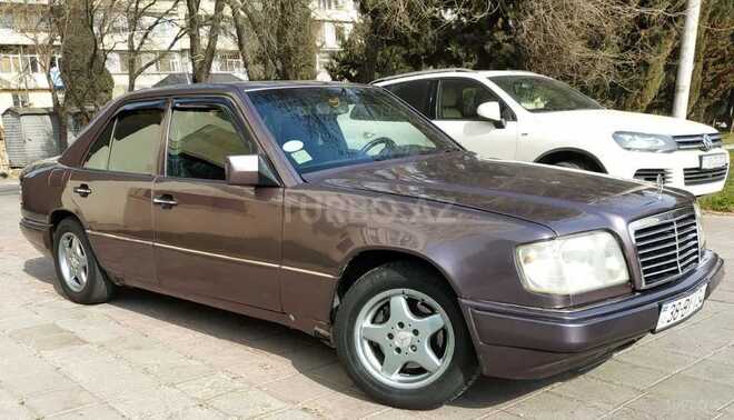 Mercedes E 220 1994, 500,000 km - 2.2 l - Bakı