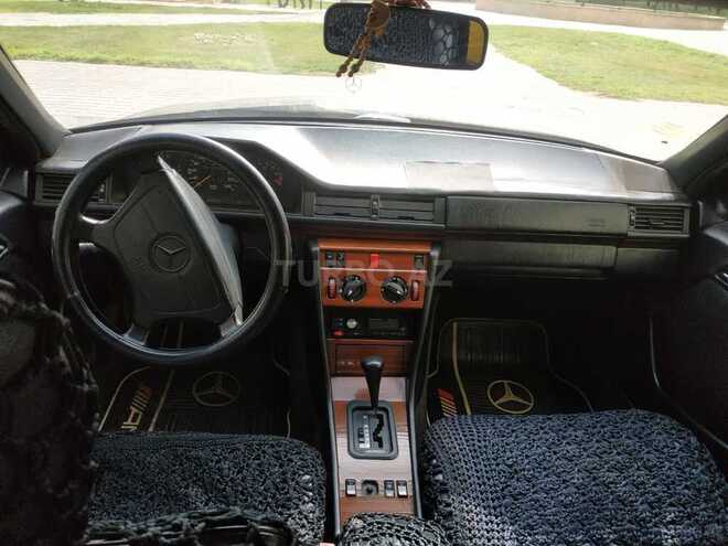 Mercedes E 220 1994, 500,000 km - 2.2 l - Bakı