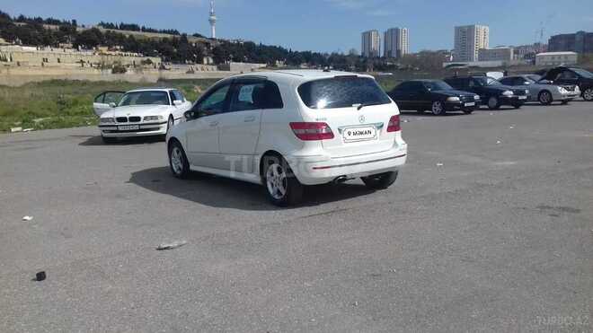 Mercedes B 170 2007, 113,000 km - 1.7 л - Biləsuvar