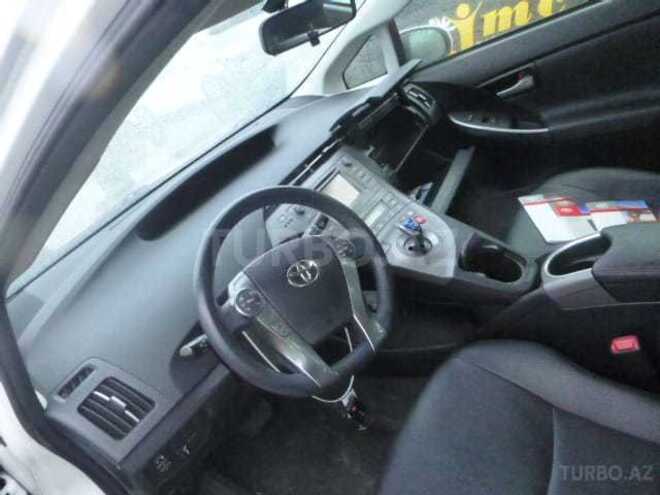 Toyota Prius 2013, 82,000 km - 1.8 л - Bakı