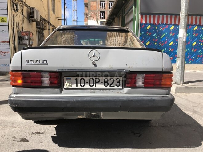 Mercedes 190 1990, 270,000 km - 2.0 л - Bakı