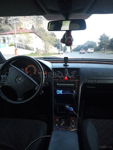 Mercedes C 240 1999, 208,800 km - 2.4 l - Bakı
