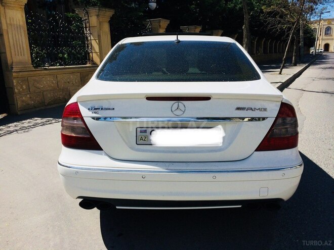 Mercedes E 320 2004, 167,500 km - 3.2 l - Bakı