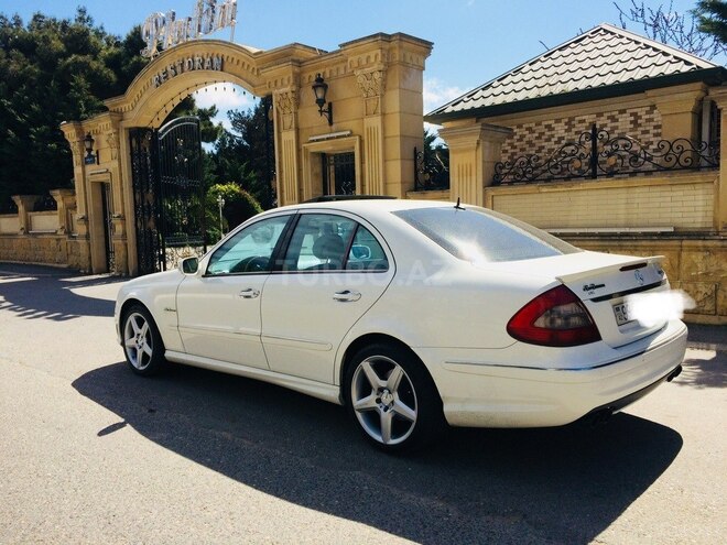 Mercedes E 320 2004, 167,500 km - 3.2 l - Bakı