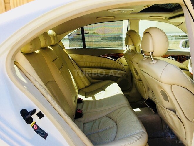 Mercedes E 320 2004, 167,500 km - 3.2 l - Bakı