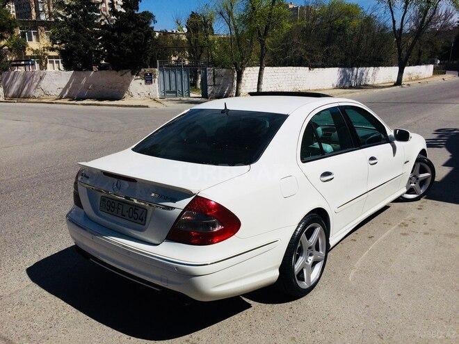 Mercedes E 320 2004, 167,500 km - 3.2 l - Bakı