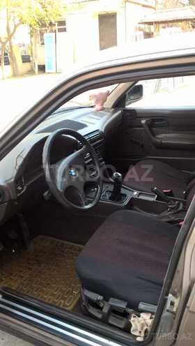 BMW 525 1988, 33,333 km - 2.5 л - Sabirabad
