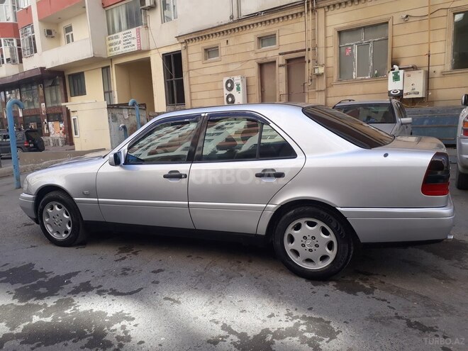 Mercedes C 200 1995, 351,000 km - 2.0 л - Bakı