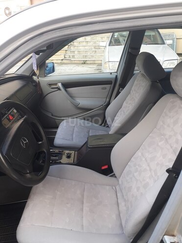 Mercedes C 200 1995, 351,000 km - 2.0 л - Bakı