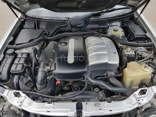 Mercedes E 220 1999, 317,000 km - 2.2 л - Sumqayıt