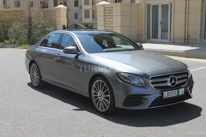 Mercedes E 250 2017, 13,335 km - 2.0 l - Bakı