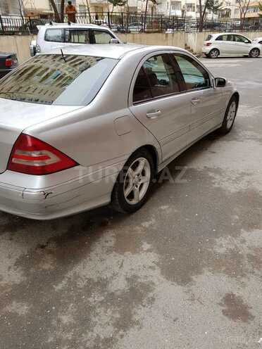 Mercedes C 240 2005, 260,000 km - 2.6 l - Bakı
