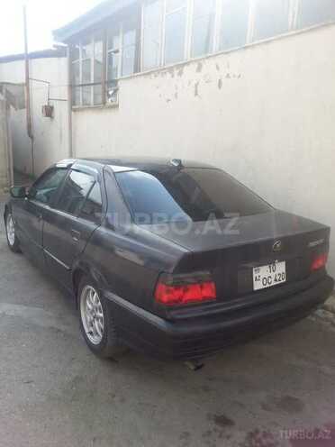 BMW 320 1992, 312,000 km - 2.0 l - Bakı