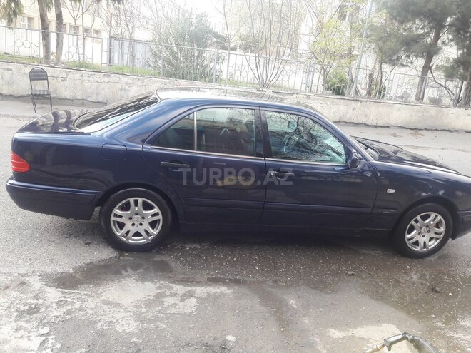 Mercedes E 200 1996, 385,000 km - 2.0 l - Bakı