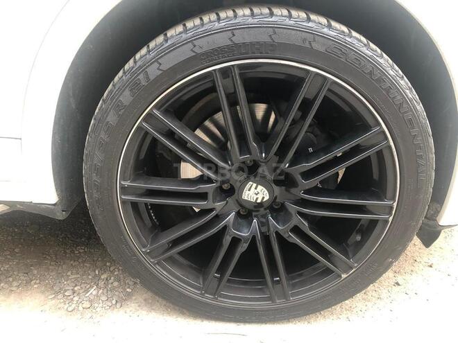 Porsche Cayenne Turbo S 2013, 95,600 km - 4.8 l - Bakı