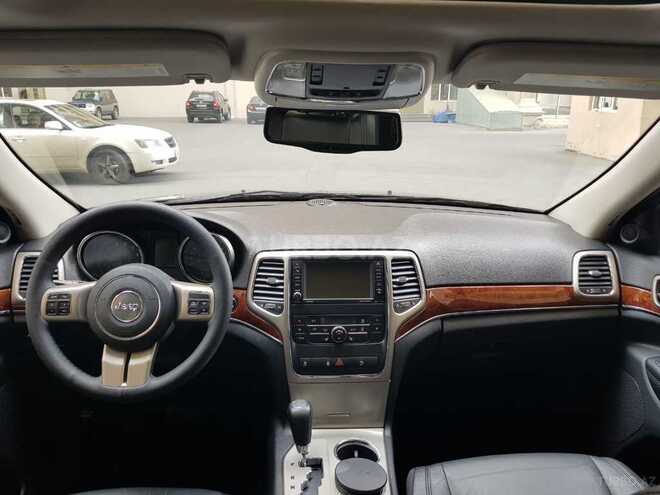 Jeep Grand Cherokee 2011, 135,000 km - 3.6 л - Bakı