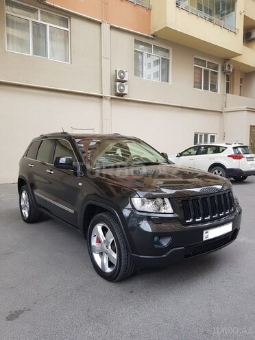 Jeep Grand Cherokee 2011, 135,000 km - 3.6 л - Bakı