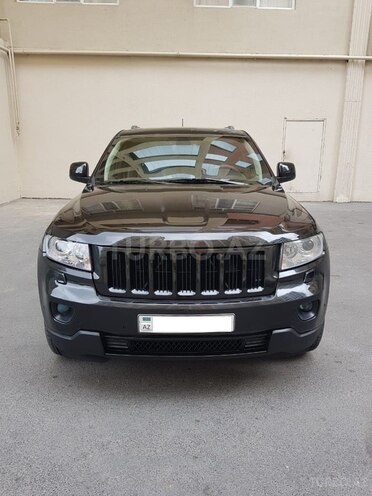 Jeep Grand Cherokee 2011, 135,000 km - 3.6 л - Bakı