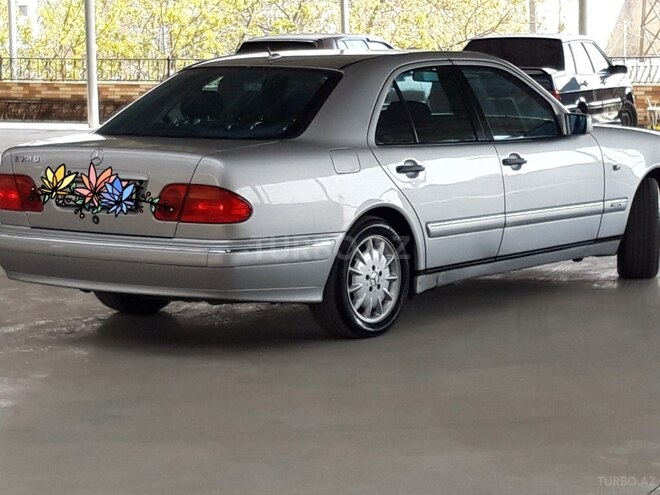 Mercedes E 240 1999, 185,211 km - 2.4 l - Gəncə