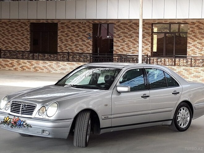 Mercedes E 240 1999, 185,211 km - 2.4 l - Gəncə